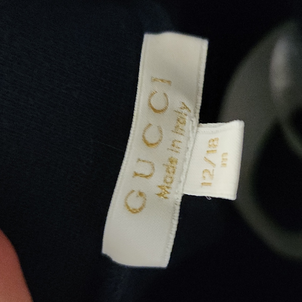 Gucci 2 PC suit - Picture 4 of 9